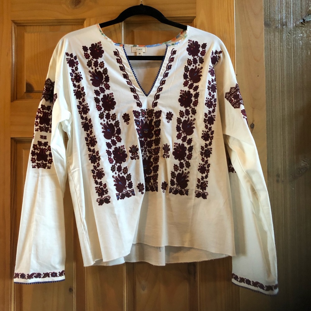 Anthropologie Tiny cream embroidery top. Medium